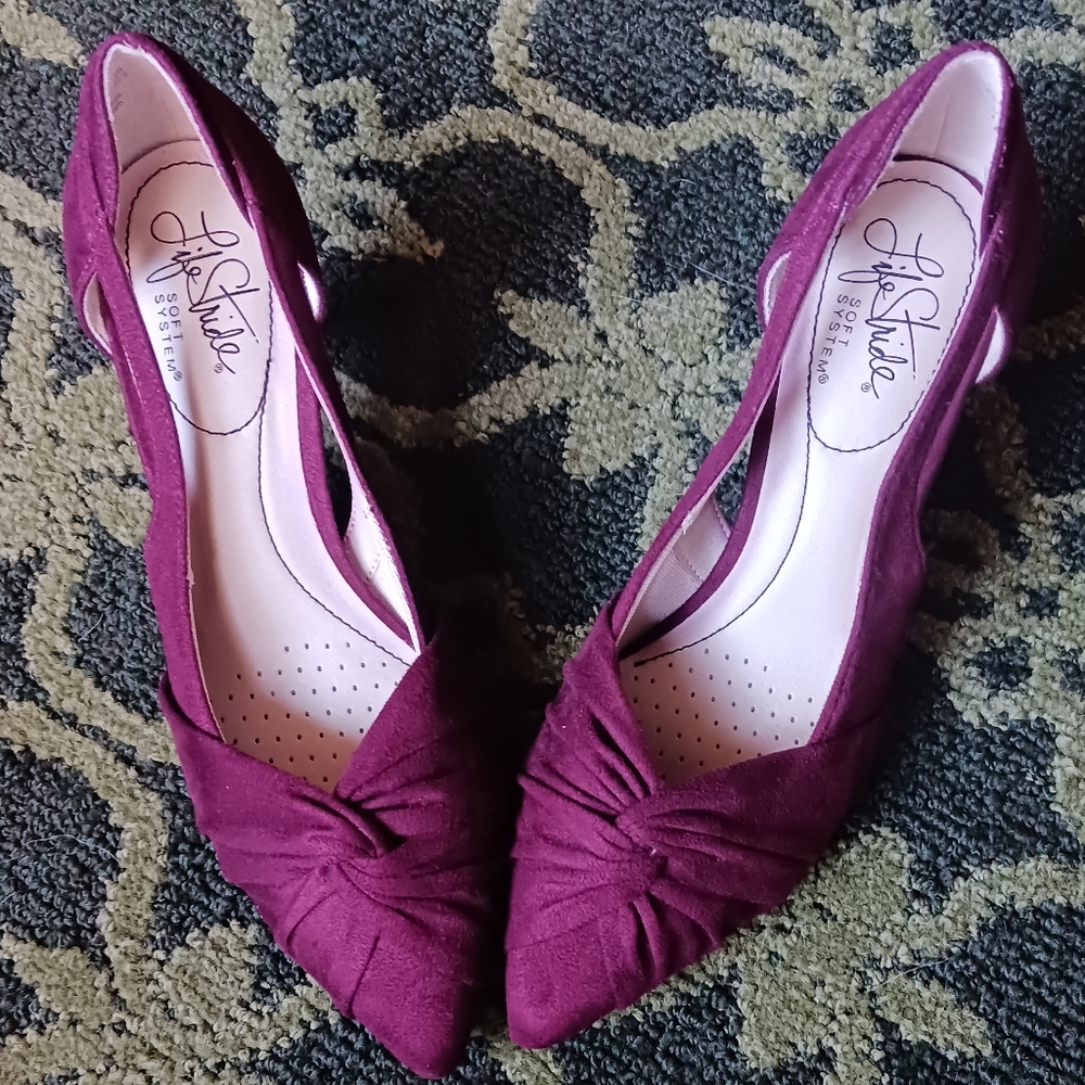 NWOT Life Stride High Heeled Women's Dress Shoes